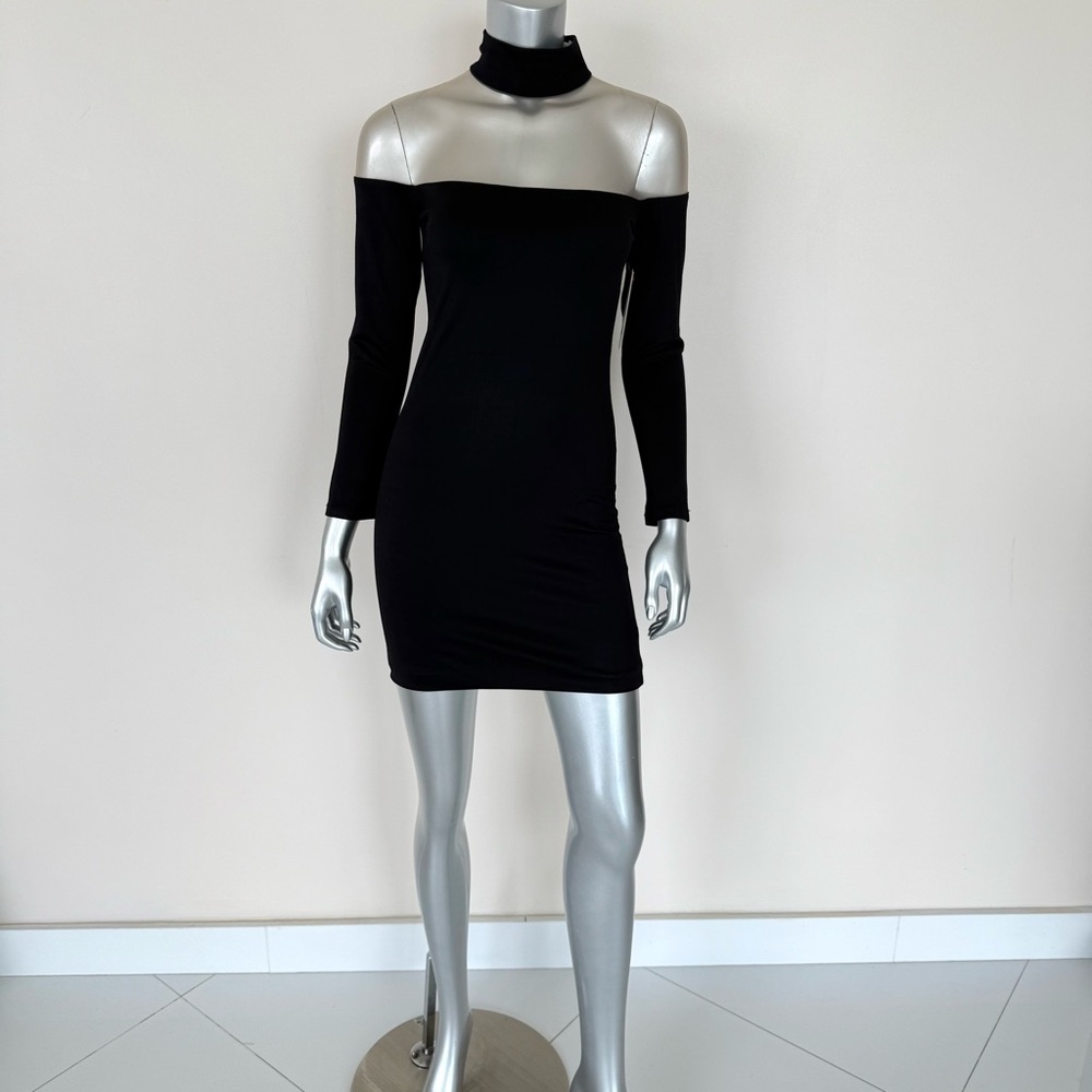 NWT!!! Alice and Olivia women dress size 6 Retail 345$